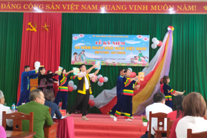 Lễ kỷ niệm 40 năm ngày Nhà Giáo Việt Nam (20/11/1982-20/11/2022) và 75 năm thành lập ngành giáo dục và đào tạo tỉnh Lạng Sơn (1947-2022)  xã Hoàng Việt.